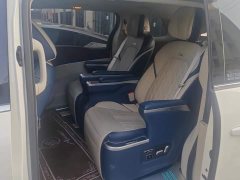 Buick GL8 Land Business Class 652T Comfort - ფოტო 11