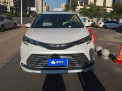 Toyota Sienna 2024 2.5L Hybrid Comfort Edition - ფოტო 2