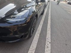 Tesla Model Y Standard Range RWD - ფოტო 5
