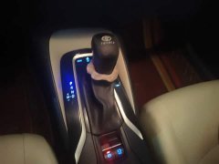 Toyota Corolla 2019 1.2T S-CVT GL-i Luxury - ფოტო 10