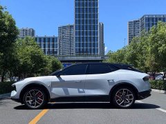 Lotus ELETRE 600 Luxury - ფოტო 3