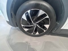 Li Auto ID.4 CROZZ Pure Enjoyment Edition - ფოტო 5