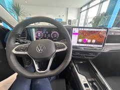 Volkswagen Magotan 300TSI Respect Edition Eye-catching Package - ფოტო 11