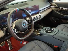 BMW 5 Series 530Li Luxury Edition Premium Package - ფოტო 14