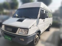 Iveco Daily 2020 2.5T A40 Coach Dual Wheels Mid-Roof 5-9 Seater China VI - ფოტო 1