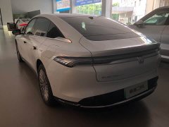 Buick Zhijing L7 Extended Range Avvia - ფოტო 4