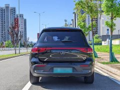 Mercedes-Benz EQB 260 - ფოტო 3