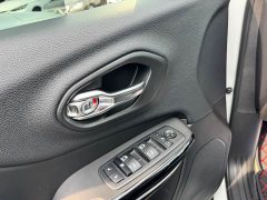 Jeep Freedom Light Liberty Light 2021 2.0T AWD 80th Anniversary Edition - ფოტო 4