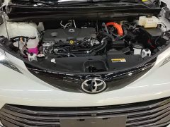 Toyota Sienna 2027 2.5L Hybrid AWD Premium Edition - ფოტო 10