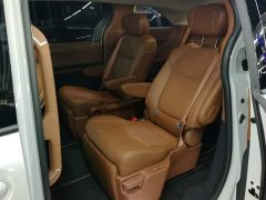 Toyota Sienna 2027 2.5L Hybrid AWD Premium Edition - ფოტო 11