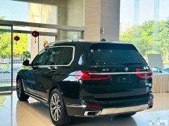 BMW X7 Facelift xDrive40i Executive Luxury Package - ფოტო 6