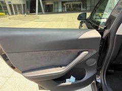 Tesla Model Y Rear-Wheel Drive - ფოტო 8
