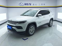 Jeep 220T Automatic Leading Edition - ფოტო 1