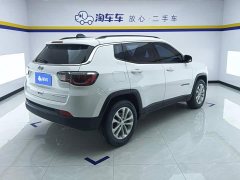 Jeep 220T Automatic Leading Edition - ფოტო 3