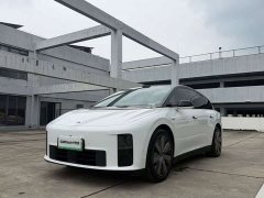 Li Auto i6 2025 Four-Wheel Drive Standard Edition - ფოტო 1