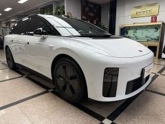 Li Auto i6 2025 Two-Wheel Drive Standard - ფოტო 3