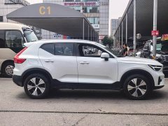 Volvo XC40 B3 Smart Remote Luxury Edition - ფოტო 10
