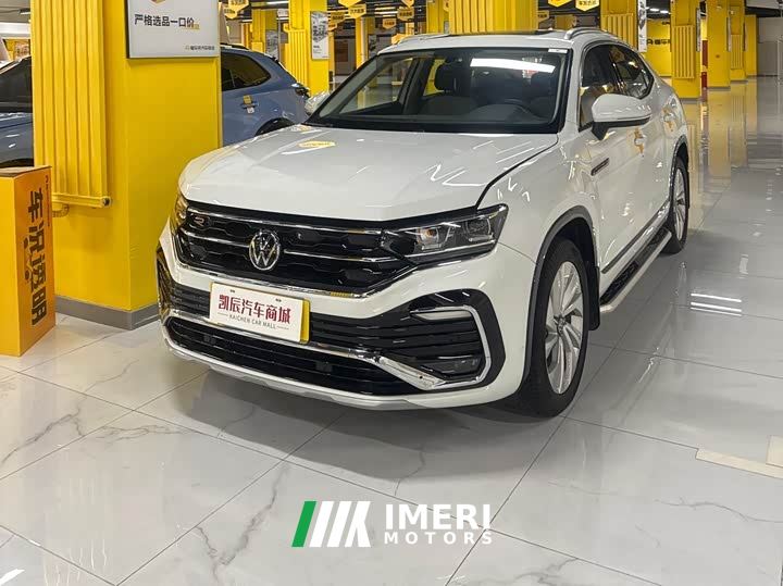 Volkswagen Tharu Taos X 330TSI FWD Luxury Smart Connected Edition