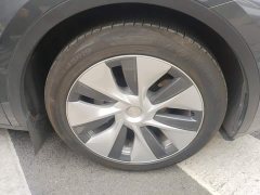 Tesla Model Y Standard Range RWD - ფოტო 6