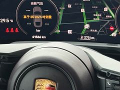 Porsche Taycan - ფოტო 10