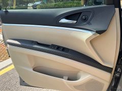 Buick GL8 Land Executive Cabin 652T Luxury - ფოტო 19