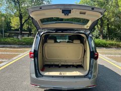 Buick GL8 Land Executive Cabin 652T Luxury - ფოტო 9