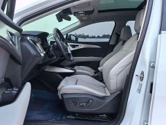 Audi Q5 e-tron 40 e-tron Starlight Edition Brocade Package - ფოტო 4