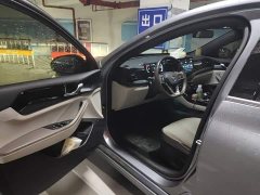 BYD Qin PLUS Champion Edition DM-i 55KM Leading - ფოტო 12
