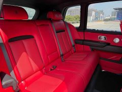 Rolls-Royce Cullinan Five-Seater - ფოტო 16