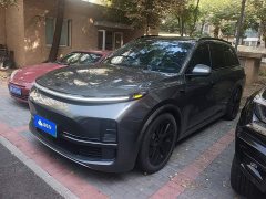 Li Auto L8 2023 Pro - ფოტო 1