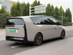 Li Auto Li Xiang MEGA Ultra - ფოტო 7