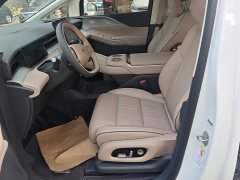 Xpeng X9 Extended Range 1602 Max - ფოტო 8