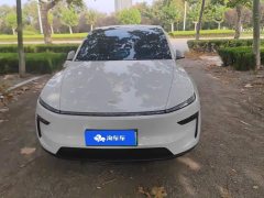 Tesla Model Y Rear-Wheel Drive Launch Edition - ფოტო 2