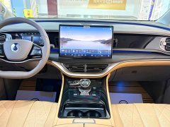 Denza D9 2022 DM-i 970 AWD Flagship - ფოტო 19