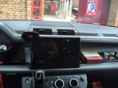 Land Rover Defender 2022 110 P400 X-DYNAMIC HSE - ფოტო 13