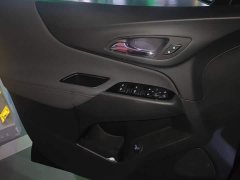 Chevrolet Equinox 550T RS Intelligent Explorer Edition - ფოტო 7
