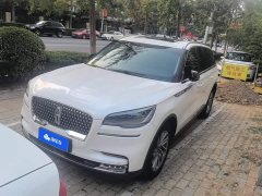 Lincoln Flying Spur Aviator 3.0T V6 AWD Premium - ფოტო 1