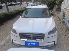 Lincoln Flying Spur Aviator 3.0T V6 AWD Premium - ფოტო 2