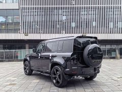 Land Rover Defender 110 3.0T P400 X-Dynamic HSE - ფოტო 17
