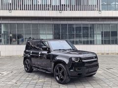 Land Rover Defender 110 3.0T P400 X-Dynamic HSE - ფოტო 3