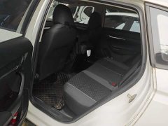 Skoda Kamiq Comic 2021 1.5L Manual Standard - ფოტო 10