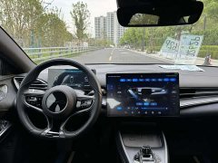 BYD Dolphin 550km Standard Range RWD Elite - ფოტო 9