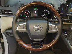 Toyota Sienna 2024 2.5L Hybrid AWD Premium - ფოტო 15