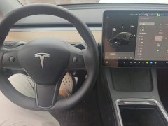 Tesla Model Y Standard Range RWD - ფოტო 12