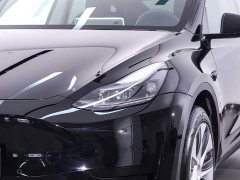 Tesla Model Y 2022 Facelift Rear-Wheel Drive - ფოტო 10