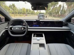 Geely Galaxy E8 550km Rear-Wheel Drive Pro - ფოტო 10