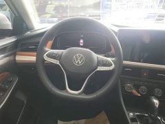 Volkswagen Bora 200TSI DSG Comfort Pro - ფოტო 15