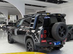 Land Rover Defender 2023 Facelift 110 3.0T P400 Dark Edition - ფოტო 4