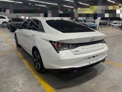 Hyundai Elantra 2022 1.5L CVT Luxury - ფოტო 6