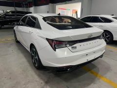 Hyundai Elantra 1.5L CVT Luxury - ფოტო 8